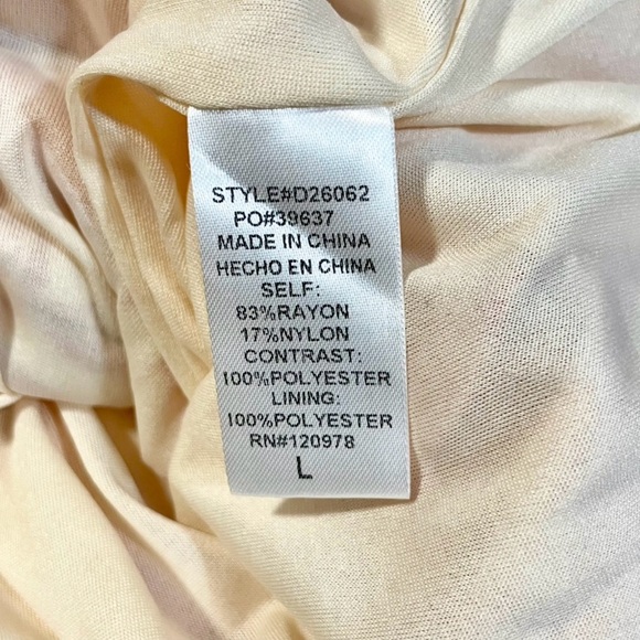 NWT Entro Floral Smocked Tiered Boho Maxi Dress 3/4 Sleeve Size Large - Picture 6 of 7